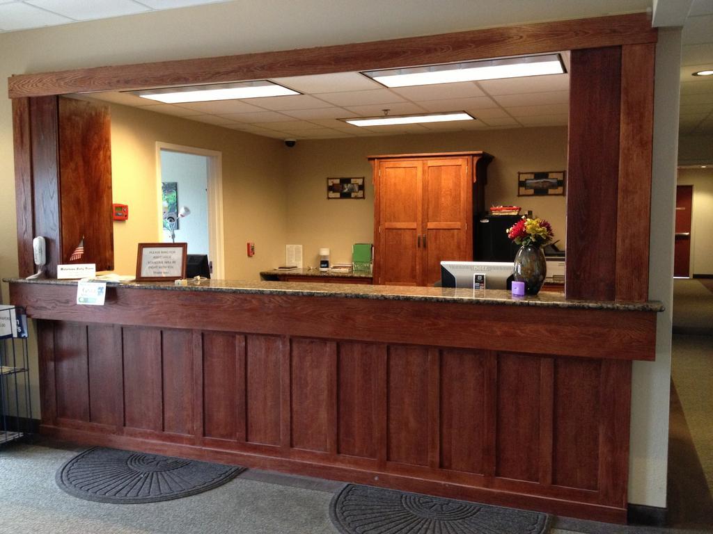 Pleasant Night Inn- Carthage Ny מראה חיצוני תמונה