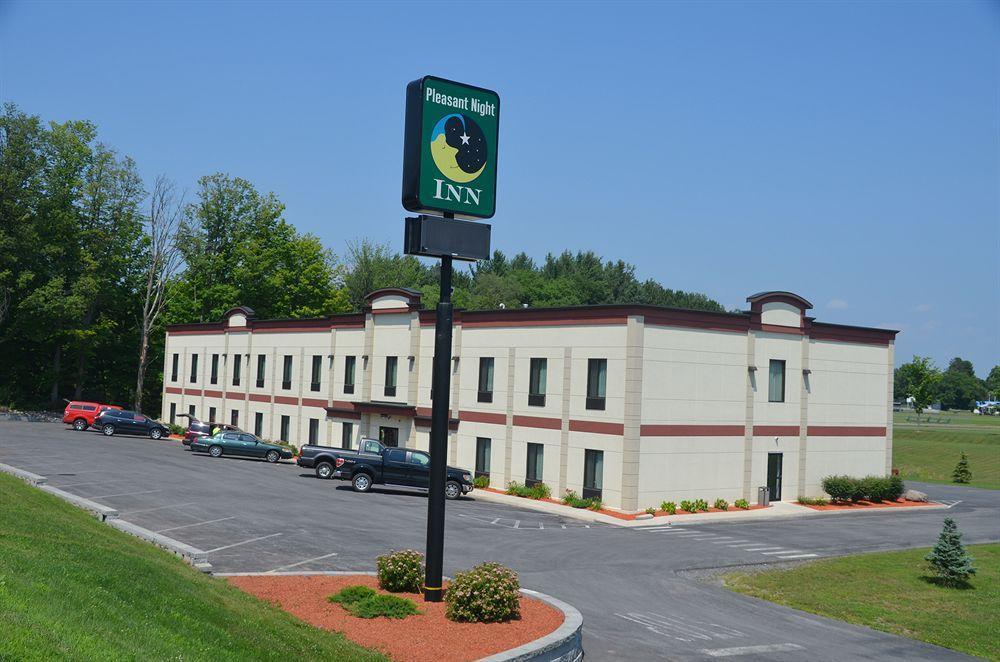 Pleasant Night Inn- Carthage Ny מראה חיצוני תמונה